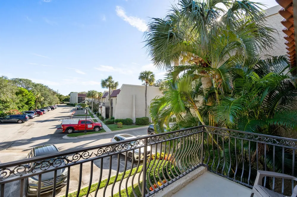 5151 Highway A1A #114 Vero Beach, FL 32963