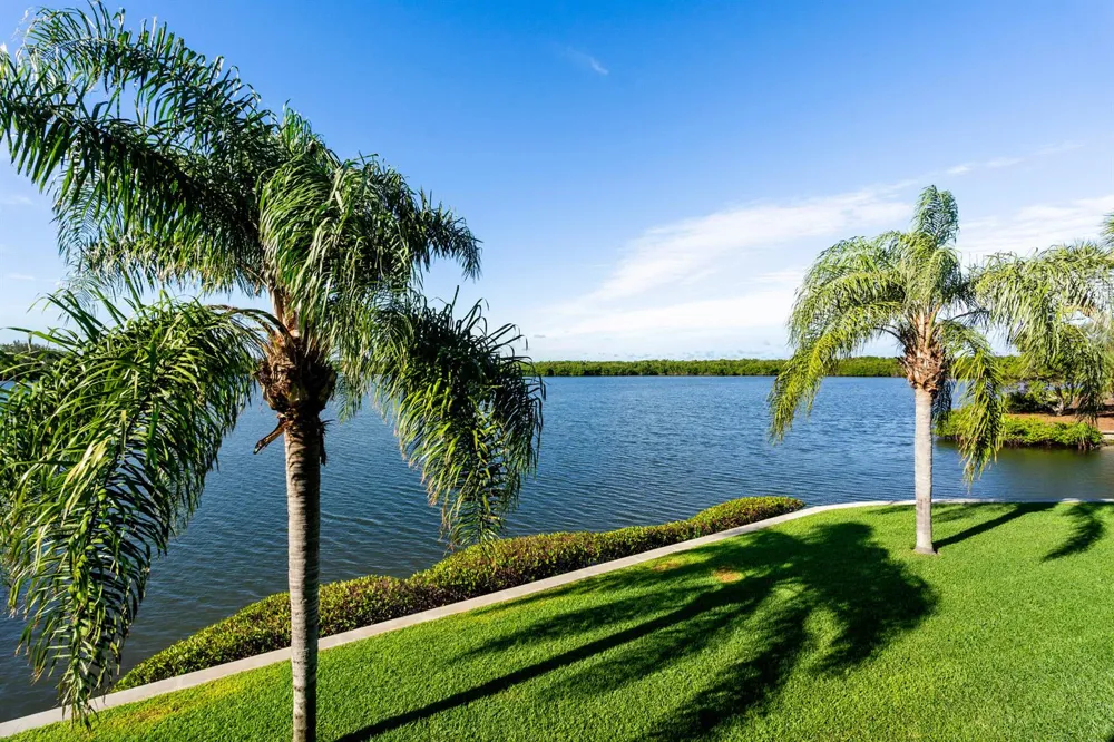 5151 Highway A1A #114 Vero Beach, FL 32963