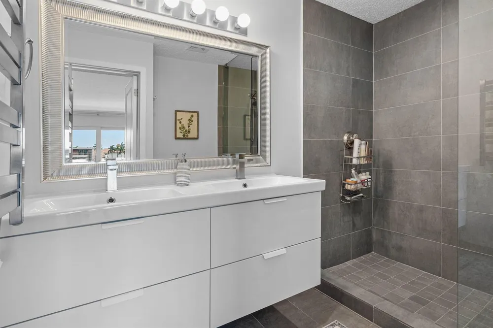 900 Jeffery Street Boca Raton, FL 33487