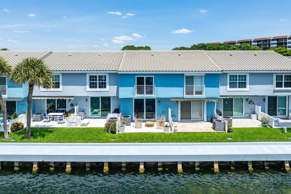 900 Jeffery Street Boca Raton, FL 33487