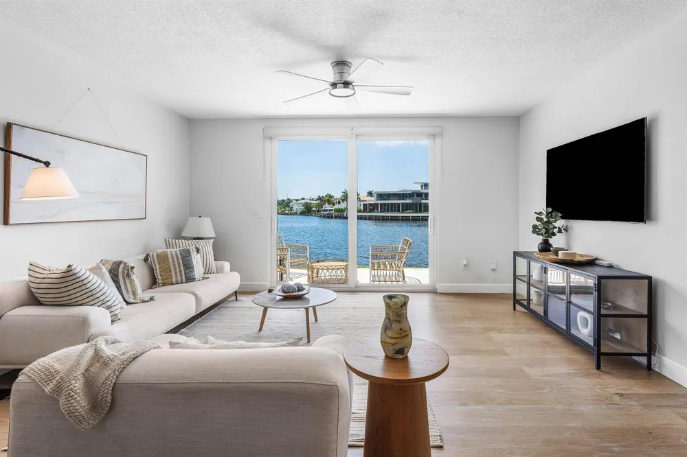 900 Jeffery Street Boca Raton, FL 33487