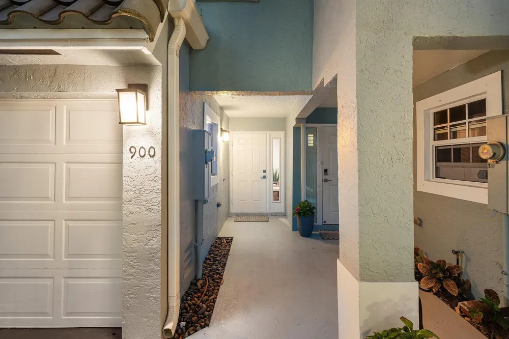 900 Jeffery Street Boca Raton, FL 33487