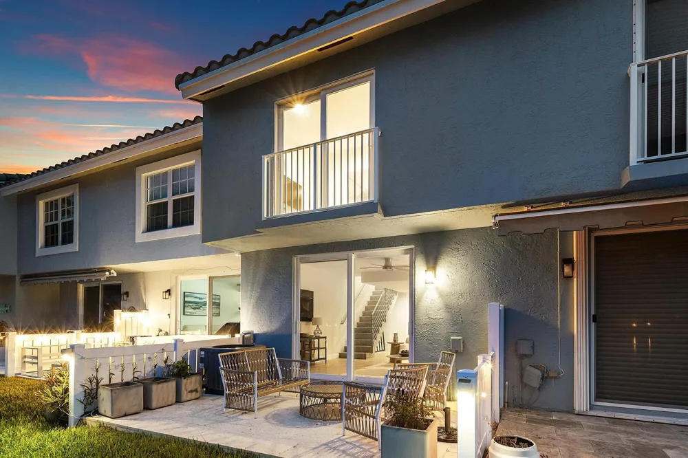 900 Jeffery Street Boca Raton, FL 33487