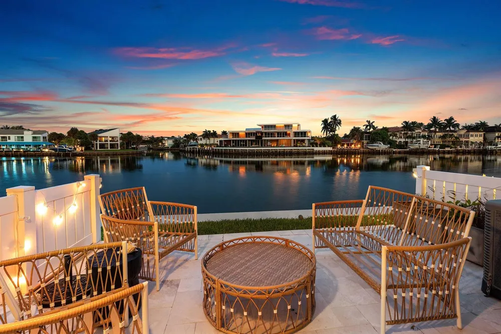900 Jeffery Street Boca Raton, FL 33487