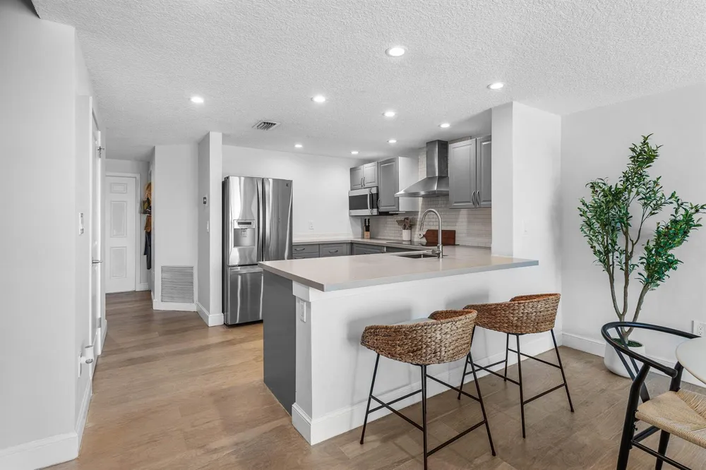 900 Jeffery Street Boca Raton, FL 33487