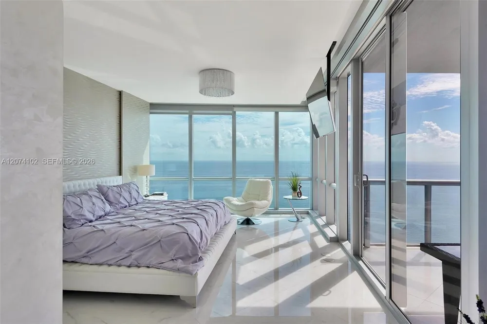 17121 Collins Ave #4201 Sunny Isles Beach, FL 33160