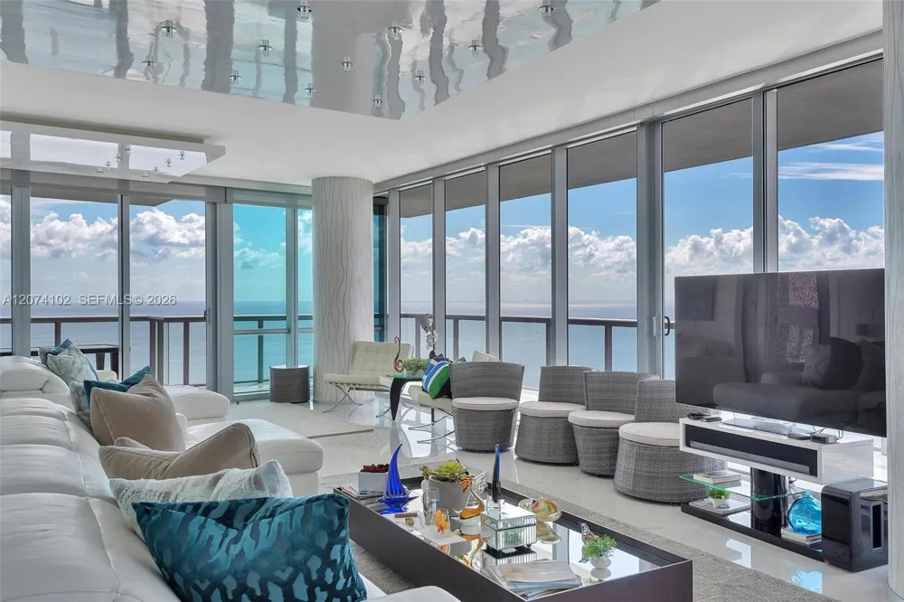 17121 Collins Ave #4201 Sunny Isles Beach, FL 33160