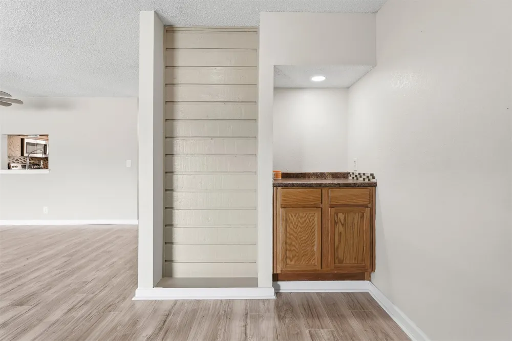 17 Valley View Drive #C Burneyville, OK 73430