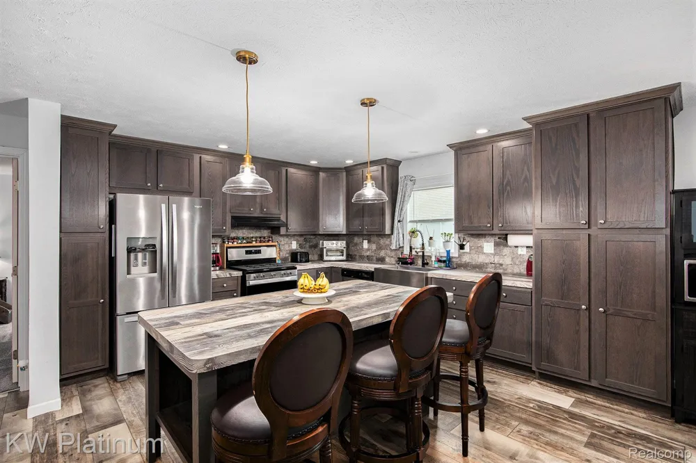 6154 Birch Creek Court Kimball Township, MI 48704