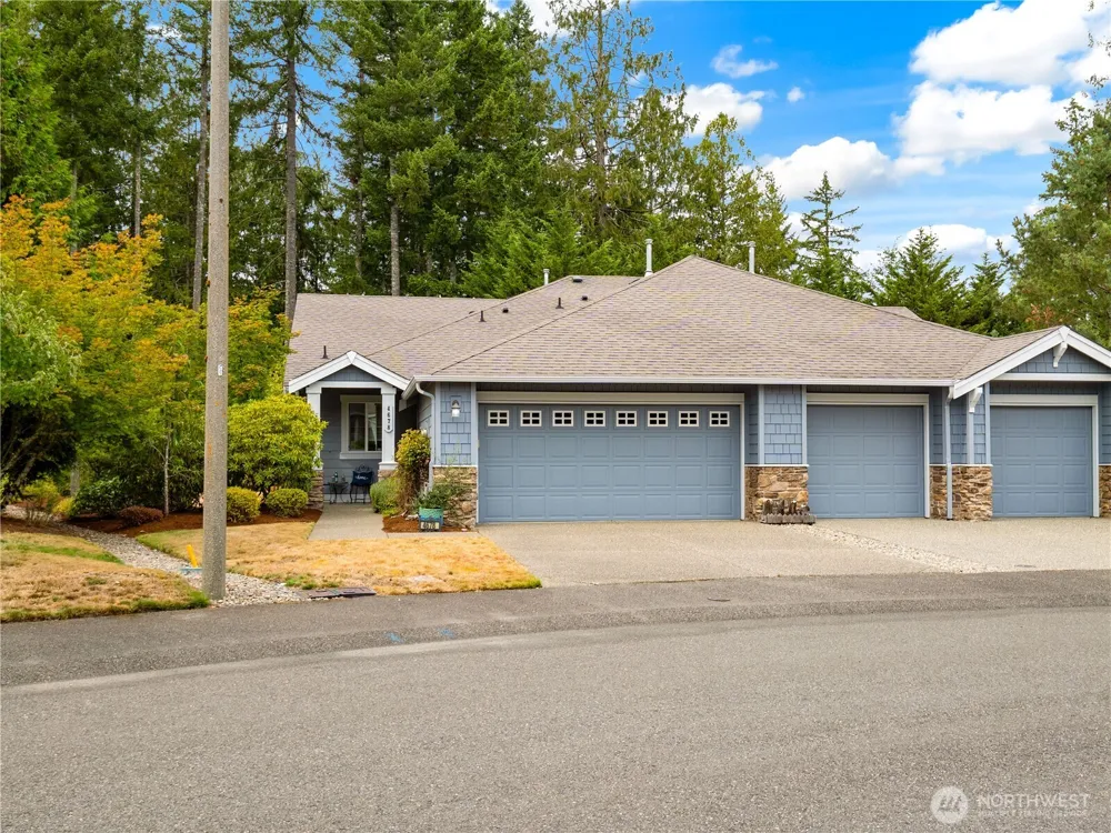 4678 Strathmore Circle SW Port Orchard, WA 98367