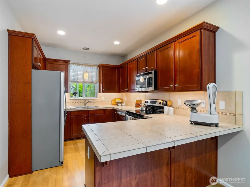 4678 Strathmore Circle SW Port Orchard, WA 98367