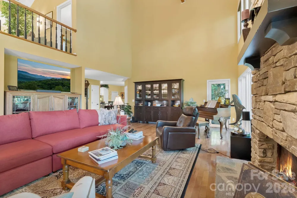 107 Spruce Lane Zirconia, NC 28790
