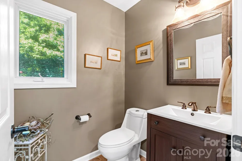 107 Spruce Lane Zirconia, NC 28790