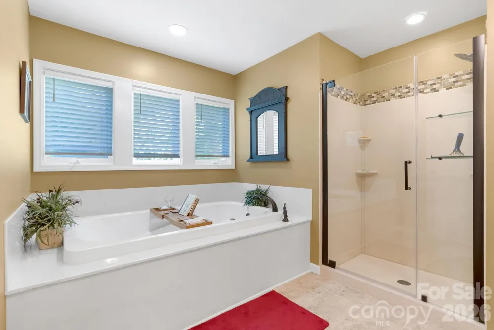 107 Spruce Lane Zirconia, NC 28790