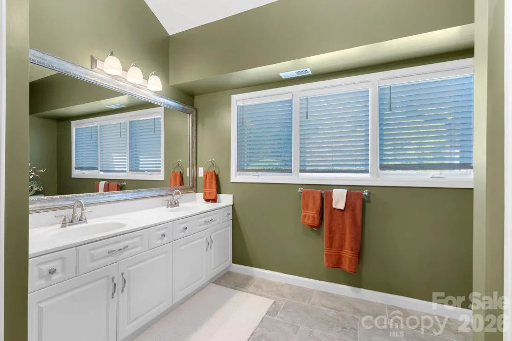 107 Spruce Lane Zirconia, NC 28790
