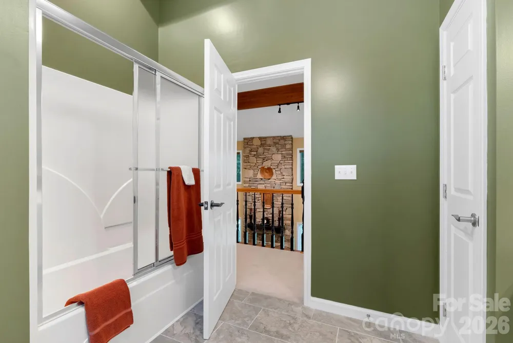 107 Spruce Lane Zirconia, NC 28790