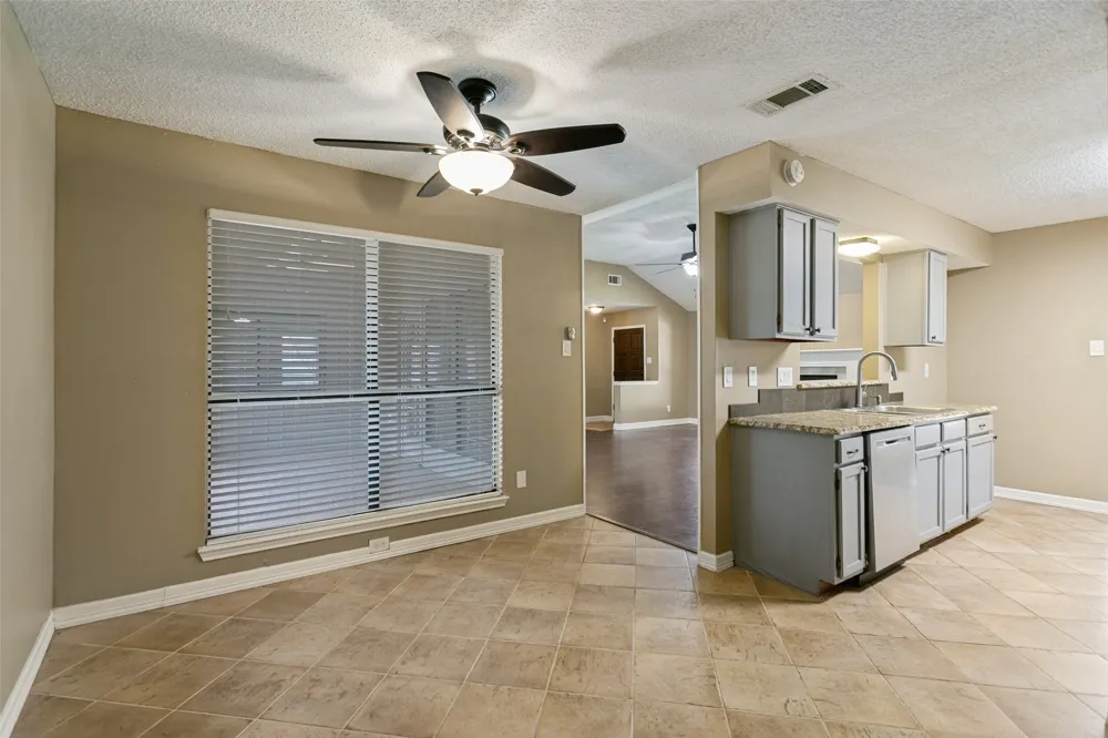 928 Ledgemont Drive Plano, TX 75025