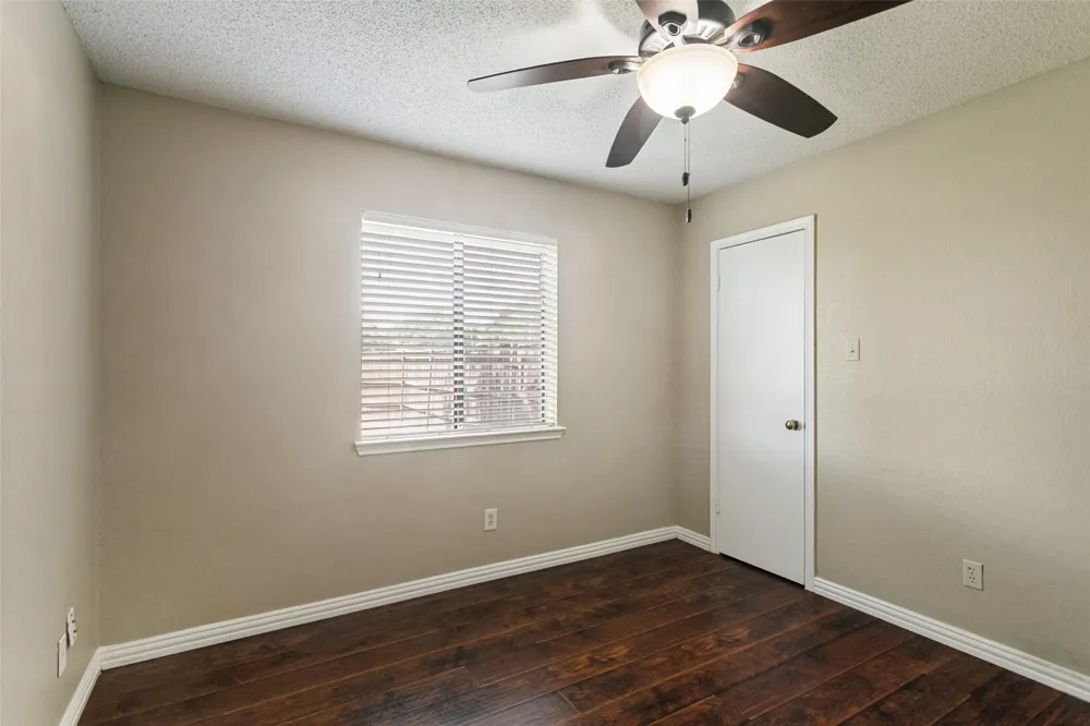 928 Ledgemont Drive Plano, TX 75025