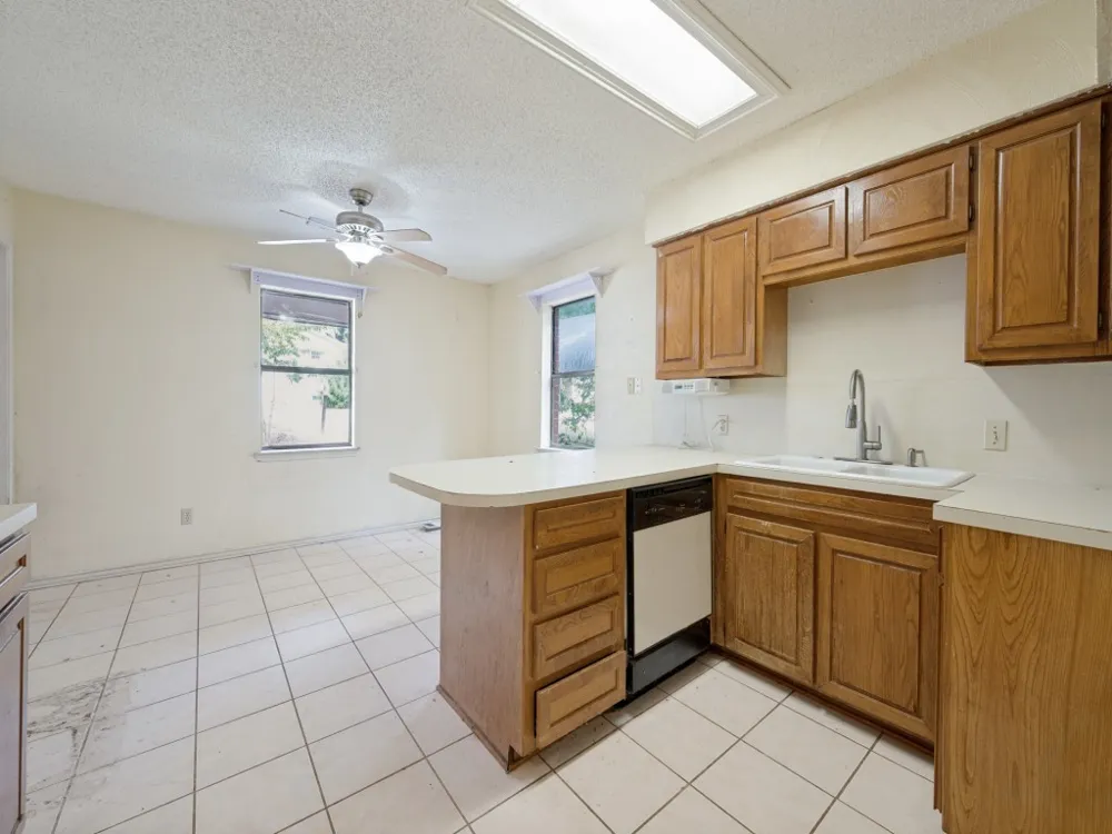 515 Clements Avenue Van Alstyne, TX 75495