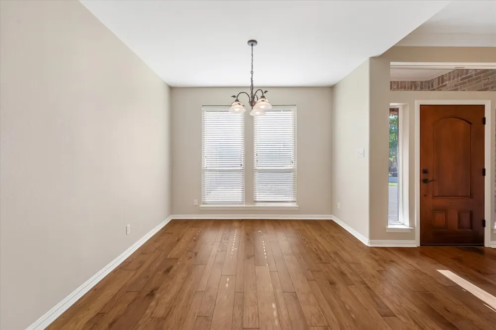 2817 Naples Drive Hurst, TX 76054