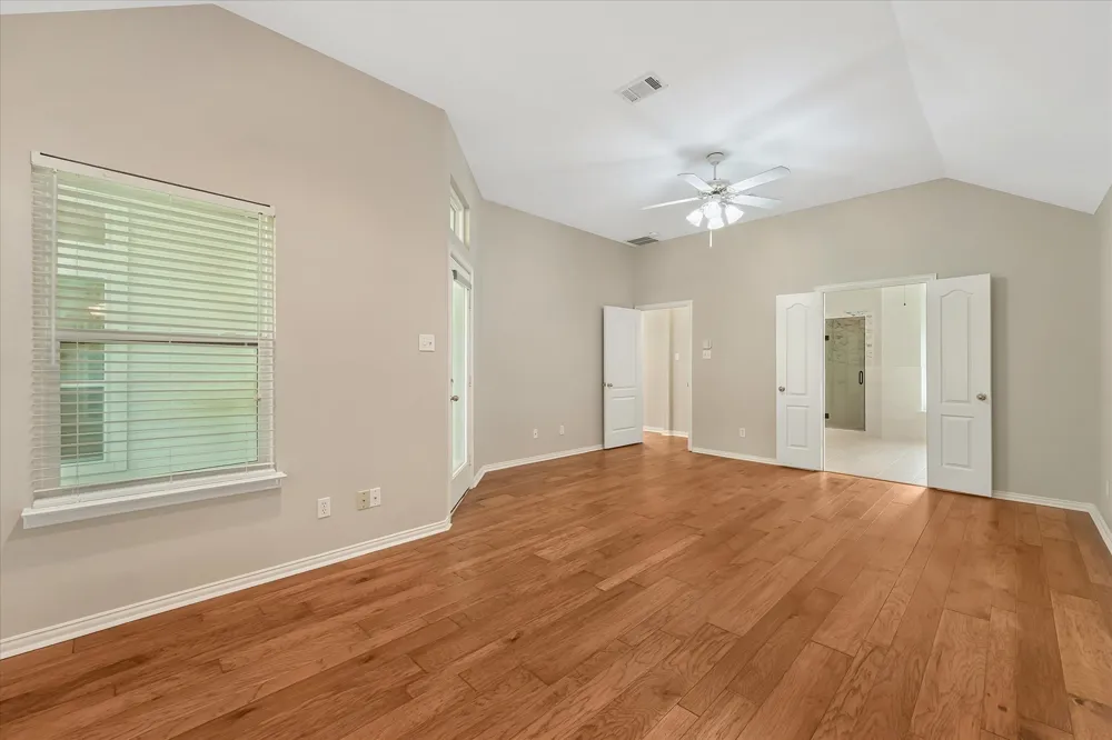 2817 Naples Drive Hurst, TX 76054