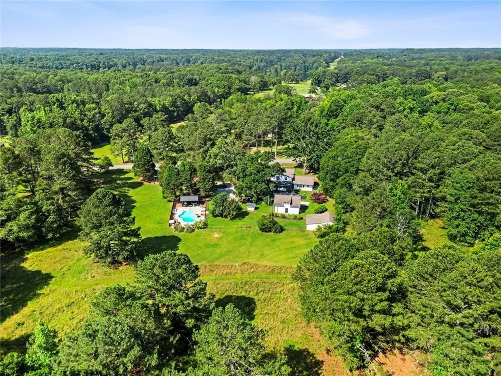 813 Sandy Creek Road Fayetteville, GA 30214