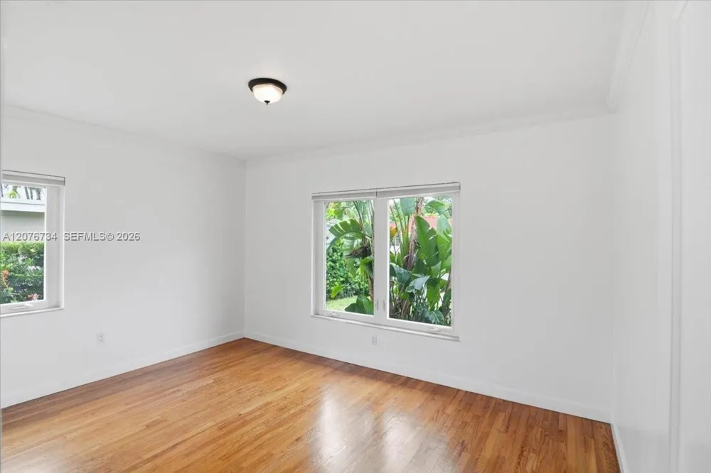 8975 Froude Ave Surfside, FL 33154