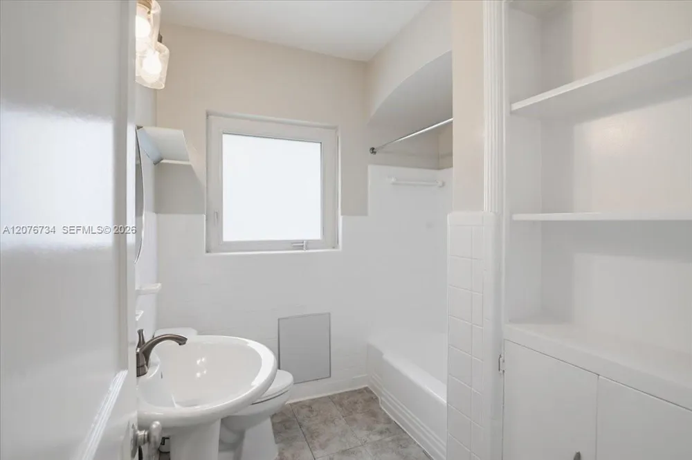 8975 Froude Ave Surfside, FL 33154
