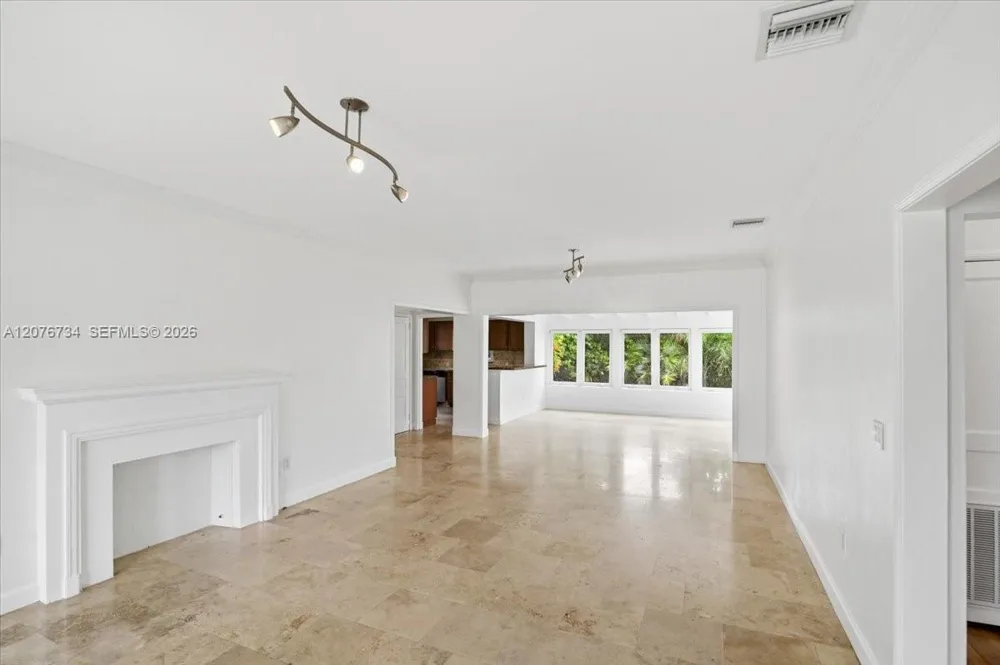 8975 Froude Ave Surfside, FL 33154