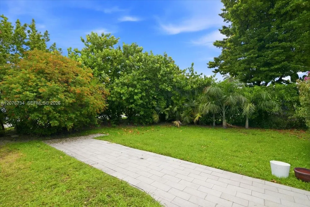 8975 Froude Ave Surfside, FL 33154