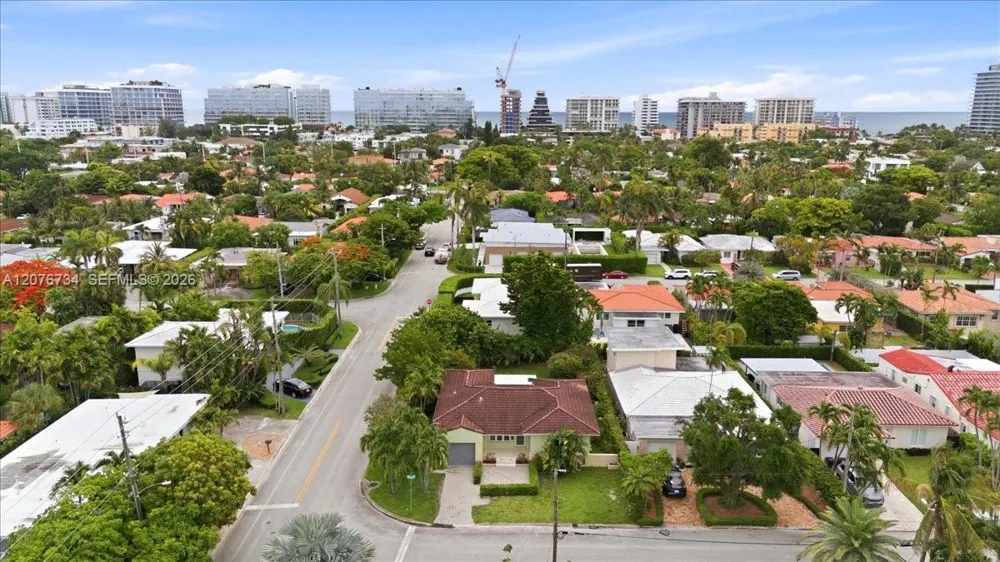 8975 Froude Ave Surfside, FL 33154