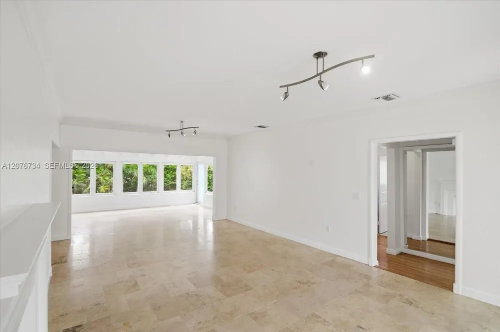 8975 Froude Ave Surfside, FL 33154