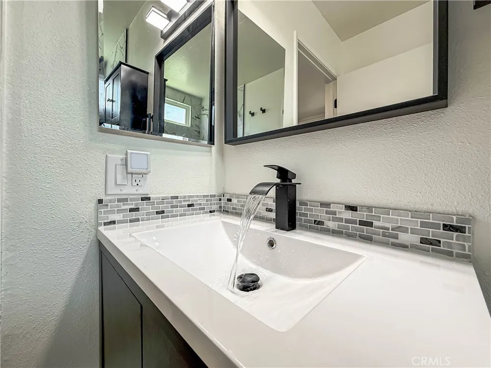 5107 Jefferson Oxnard, CA 93033
