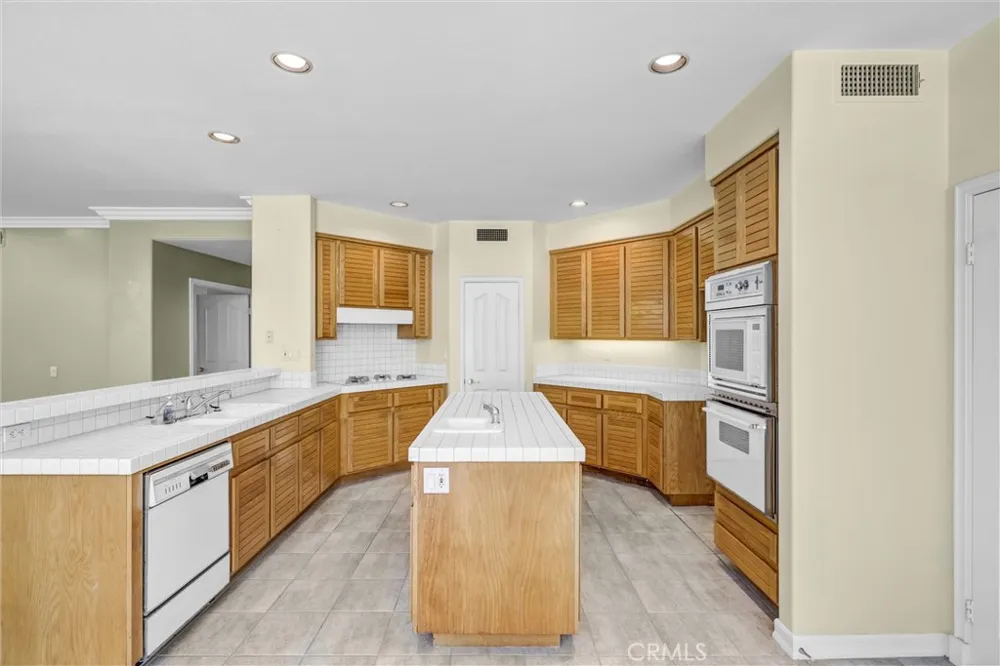 4824 Firenza Drive Cypress, CA 90630