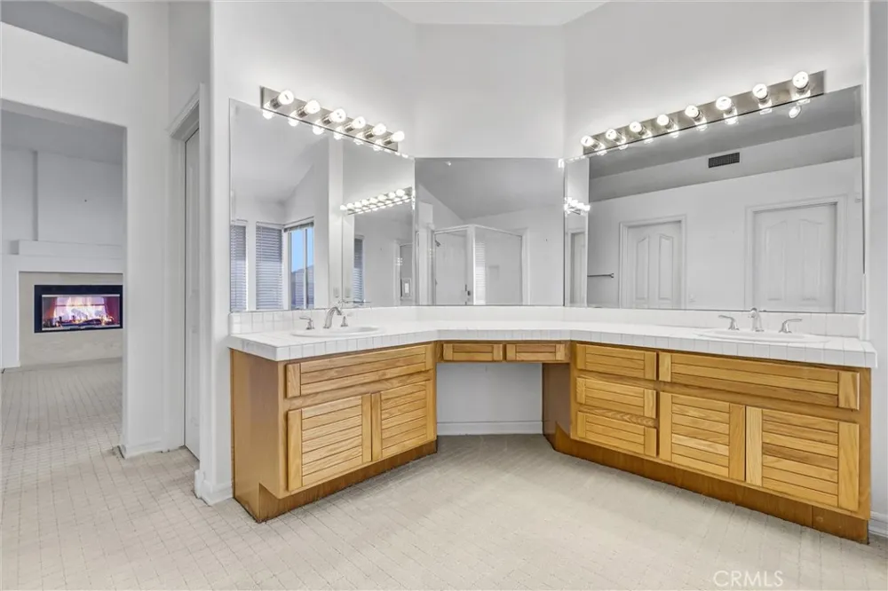 4824 Firenza Drive Cypress, CA 90630