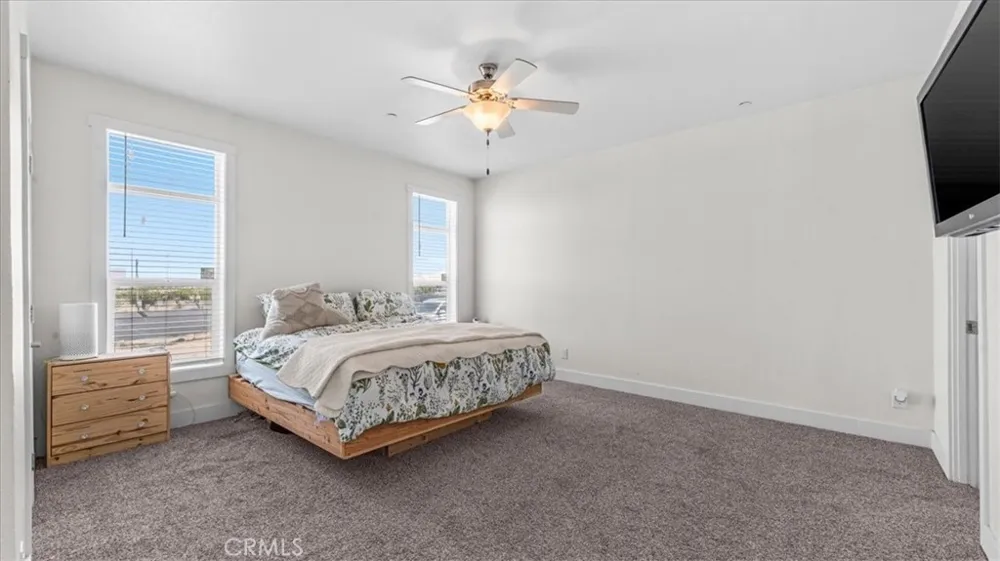 10370 Beekley Pinon Hills, CA 92371