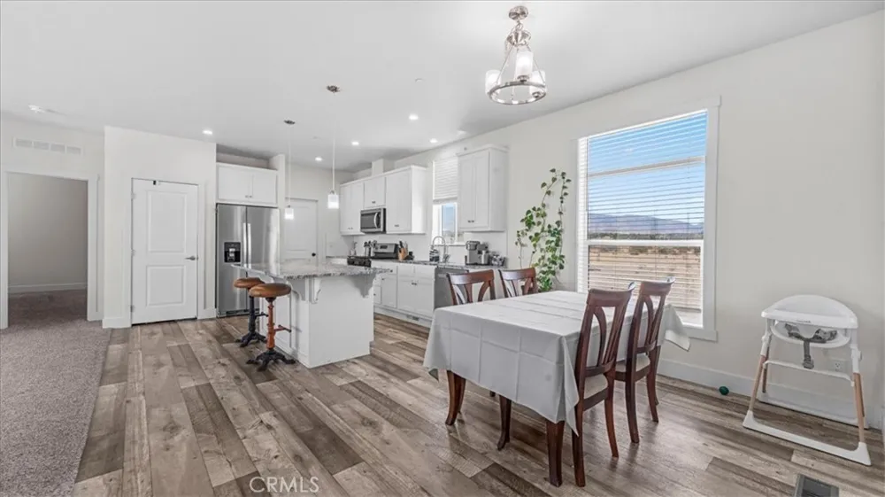 10370 Beekley Pinon Hills, CA 92371