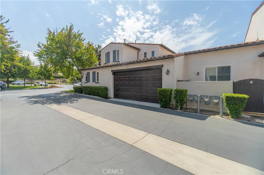 4332 Junction Corona, CA 92883