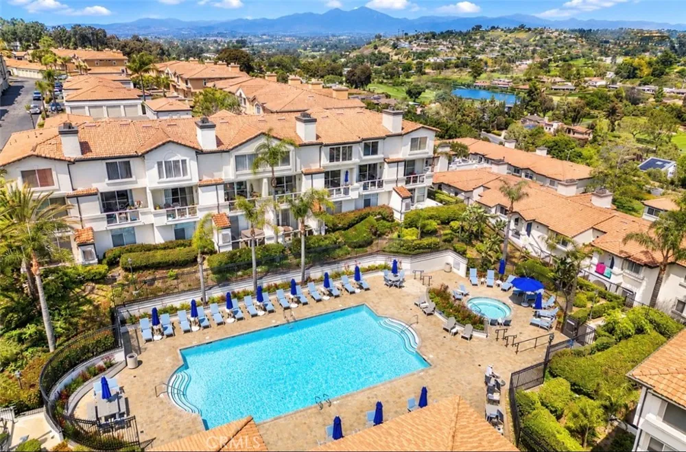 30902 Clubhouse Drive #14H Laguna Niguel, CA 92677