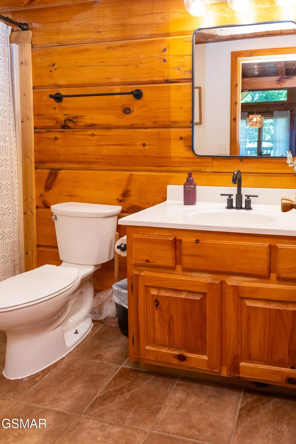 3653 Country Pines Way Sevierville, TN 37876