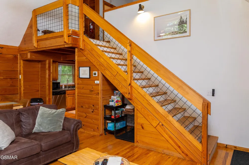 3653 Country Pines Way Sevierville, TN 37876