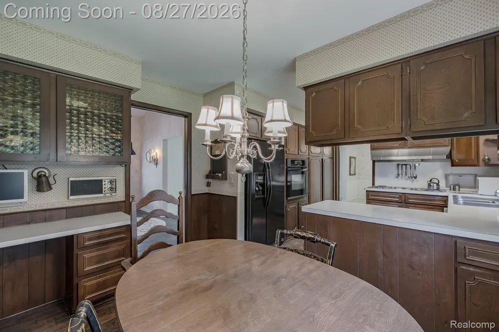4744 Brafferton Drive Bloomfield Charter Township, MI 48302