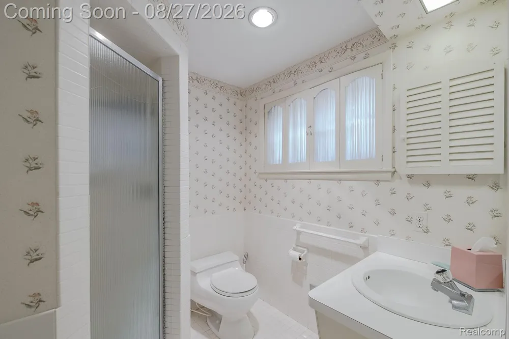 4744 Brafferton Drive Bloomfield Charter Township, MI 48302