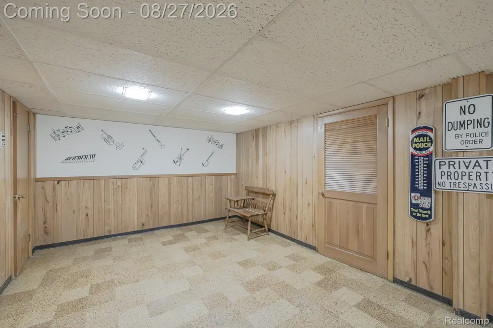 4744 Brafferton Drive Bloomfield Charter Township, MI 48302
