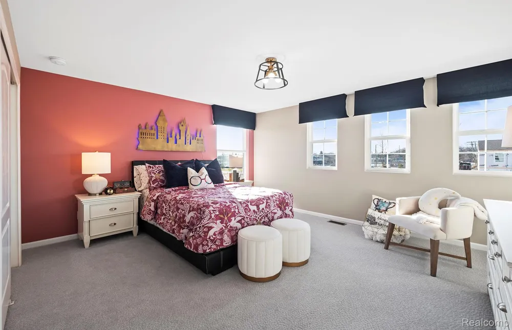 2822 E Theodore Wixom City, MI 48393