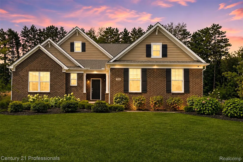 7533 Hardwood Circle Canton Charter Township, MI 48187
