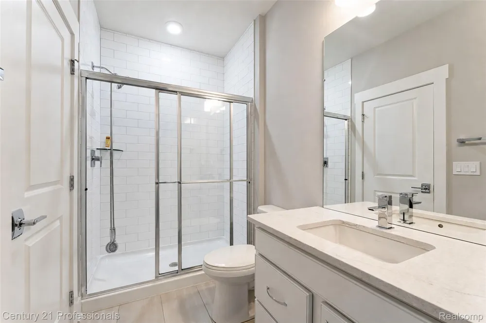 7533 Hardwood Circle Canton Charter Township, MI 48187