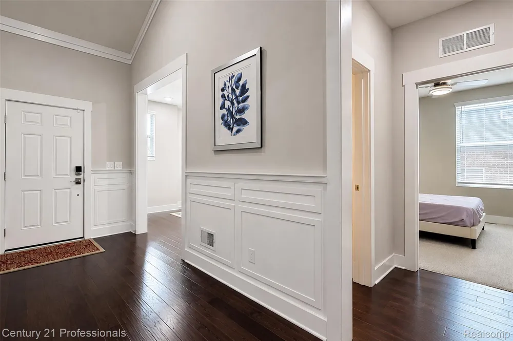 7533 Hardwood Circle Canton Charter Township, MI 48187