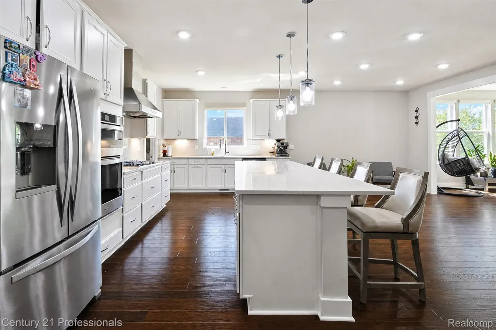7533 Hardwood Circle Canton Charter Township, MI 48187