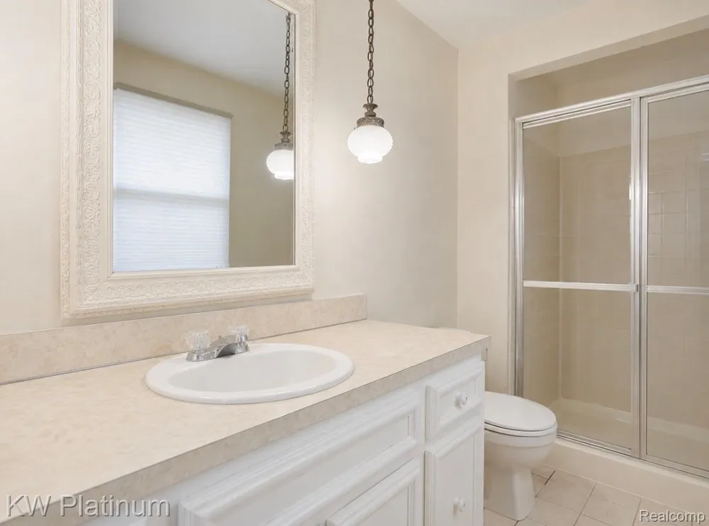 13615 Brookside Drive Sterling Heights City, MI 48313